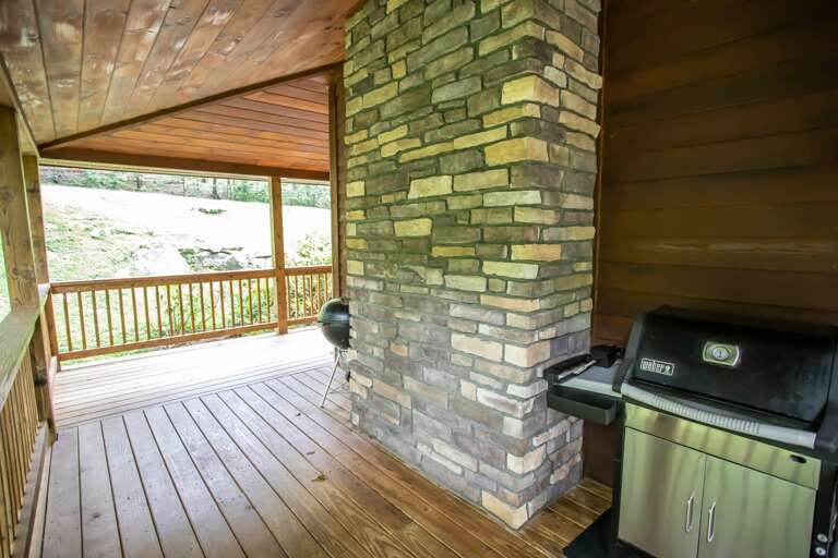 Covered Deck with Outdoor Gas Grill