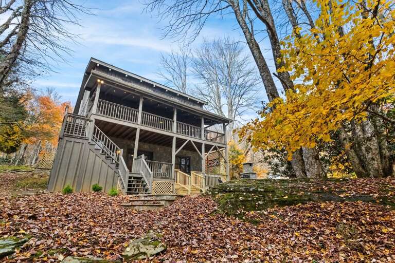 Enjoy a Getaway at High Country All Star! Enjoy a Getaway at High Country All Star!