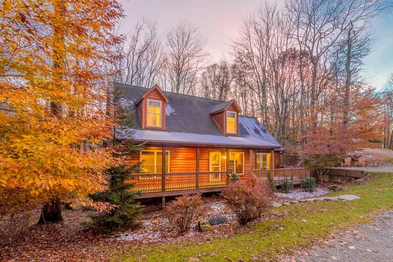 Your Mountain Vacation Awaits at Lei Lei Mountainstay! Your Mountain Vacation Awaits at Lei Lei Mountainstay!