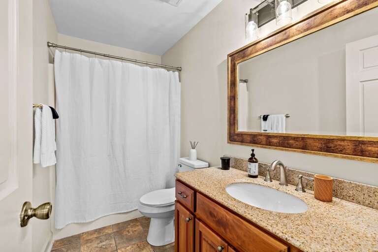 Primary Bedroom Ensuite Bathroom