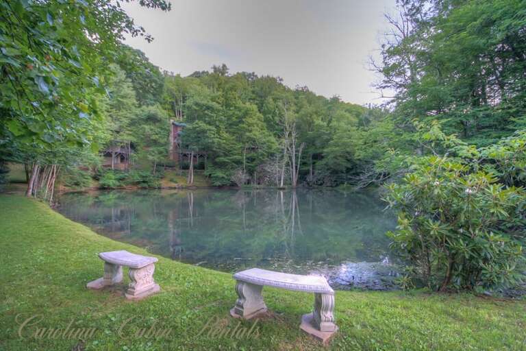 Martins Nest one of The Lakes - just a short walk away