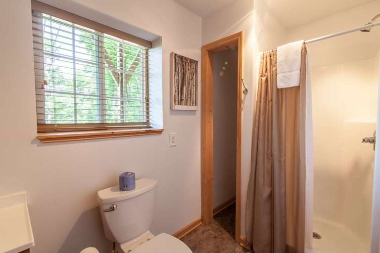 Lower Level Shared Full Bathroom