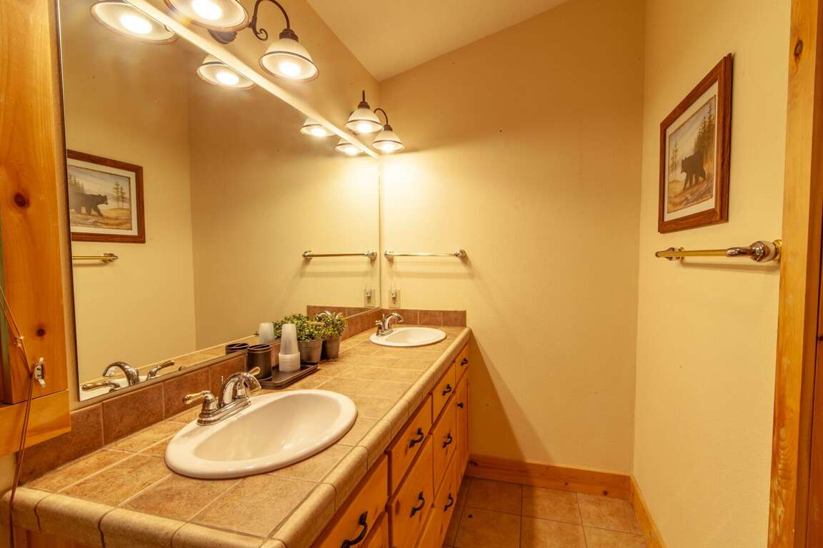 Mountain Meadows Vilas, NC 2 Bedroom Cabin for 4 Guests Find Rentals