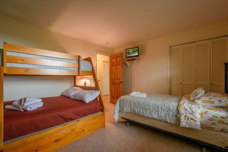 Lower Level Bunk Room has a Single Twin and a Twin over Full Bunk. Lower Level Bunk Room has a Single Twin and a Twin over Full Bunk.