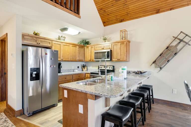 Granite Counters and Stainless Appliances in the Kitchen