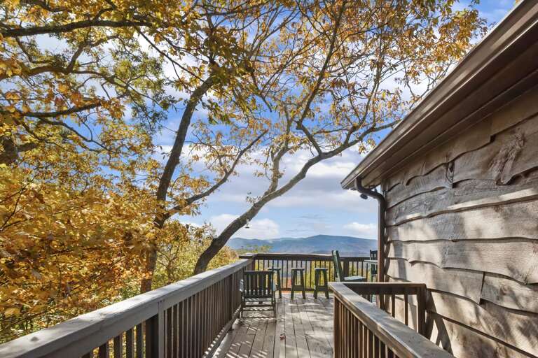 Direct Access to the Main Level Deck from the Parking Area Direct Access to the Main Level Deck from the Parking Area