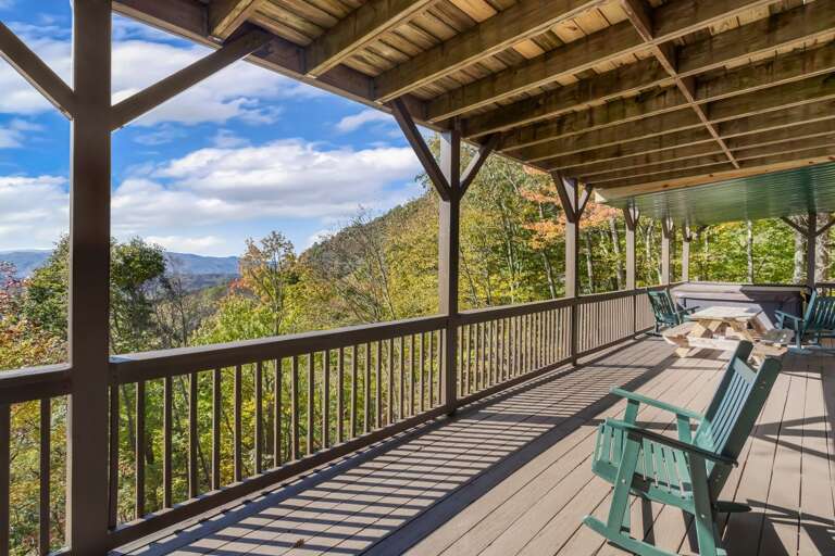 Spacious Lower Covered Deck Spacious Lower Covered Deck