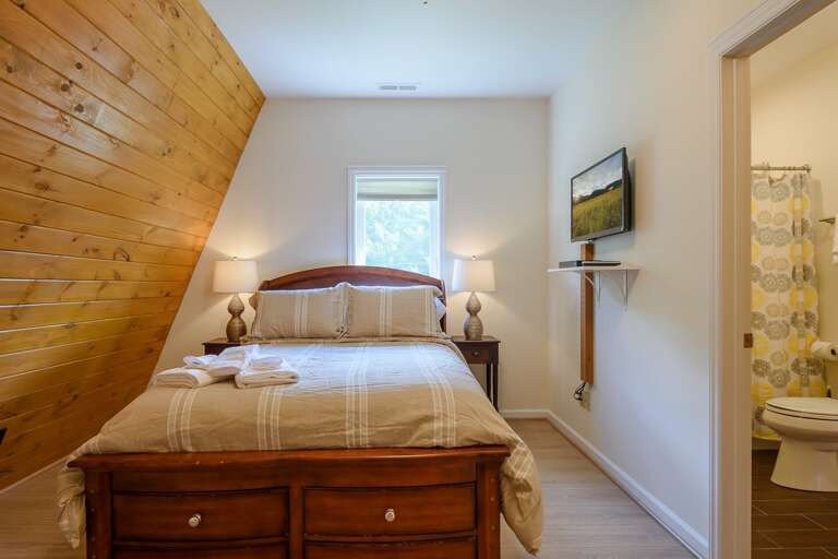 4th Upstairs Bedroom 4th Upstairs Bedroom