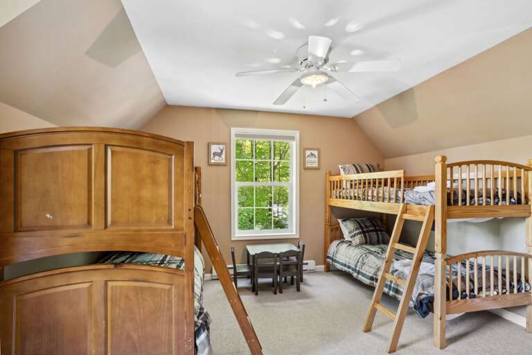 Upstairs Bunk Room with Two Twin Over Twin Bunks and TV Upstairs Bunk Room with Two Twin Over Twin Bunks and TV