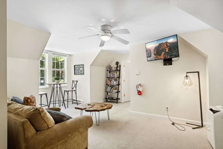 Upstairs Sitting Room with TV Upstairs Sitting Room with TV