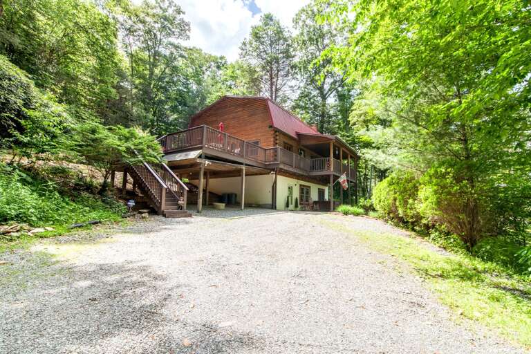 Approaching Riverside Retreat Approaching Riverside Retreat