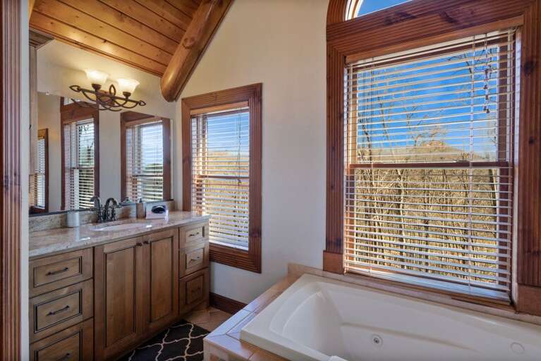 Master Bathroom Dual Vanities, Tile Shower and Garden Tub