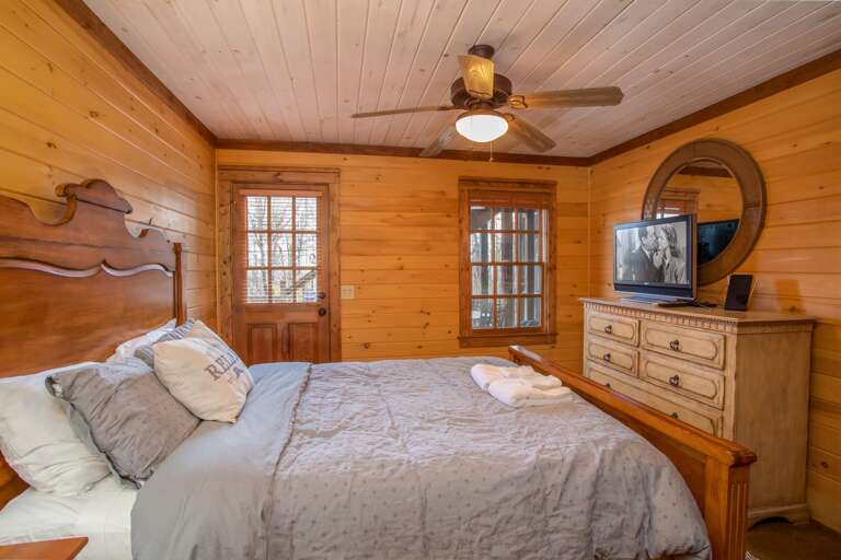Main Floor Queen Bedroom with Adjacent Full Bath