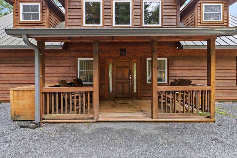 Covered Front Entrance Covered Front Entrance