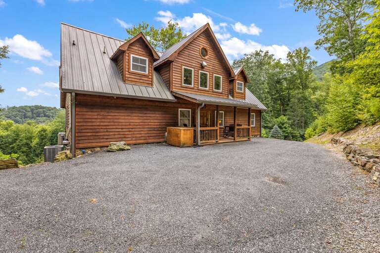 Enjoy a Getaway at Stone Mountain Lodge! Enjoy a Getaway at Stone Mountain Lodge!