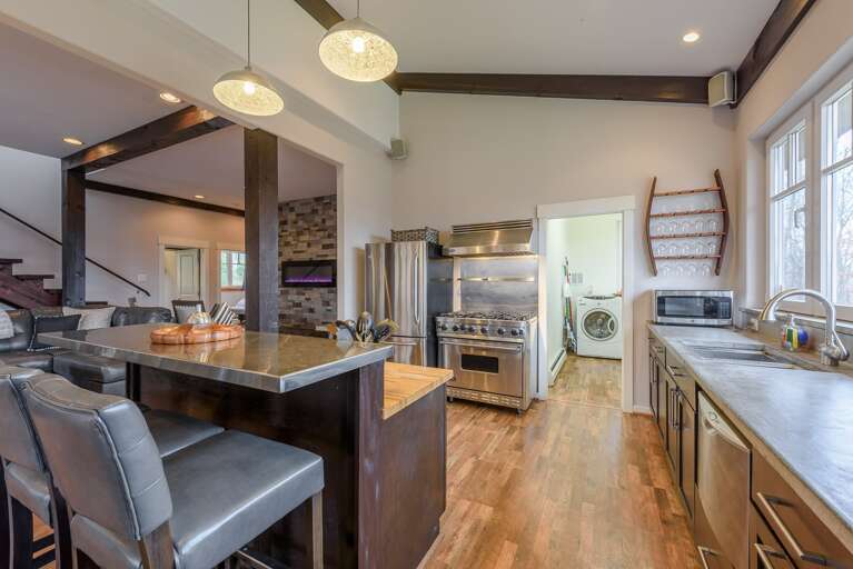 Open Concept Main Level Open Concept Main Level
