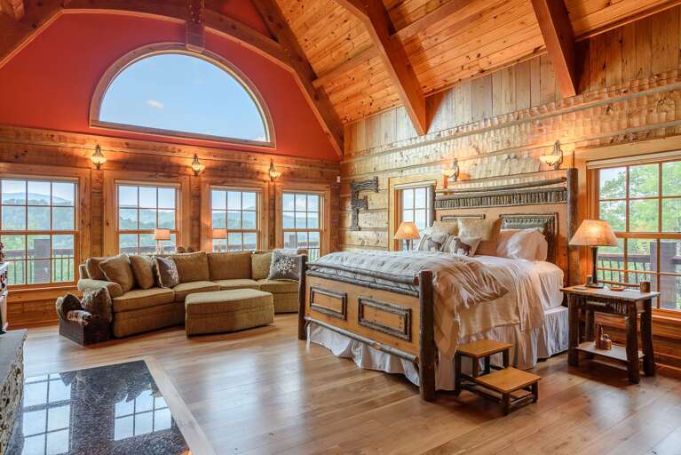 Large Master Suite with King Bed and Lounging Sofa