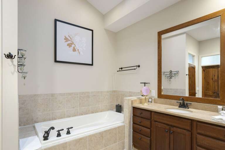 Master Bathroom Soaking Tub