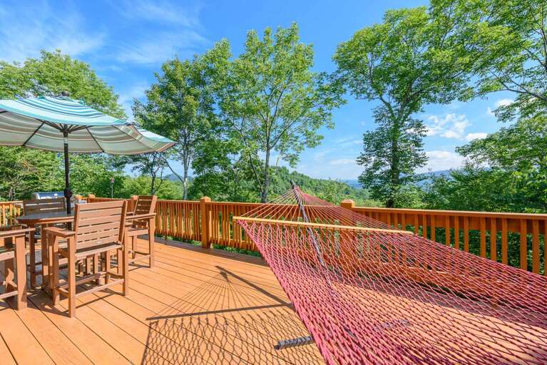 Back Deck with plenty of space to relax