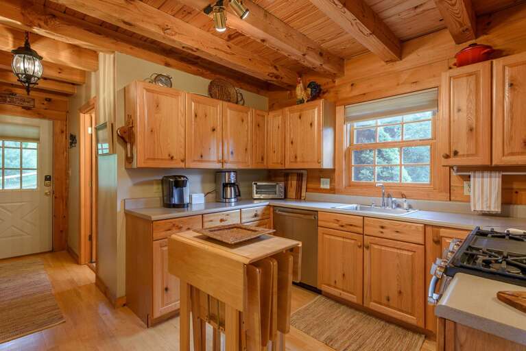 Expandable Island in Kitchen for Extra Dining and Prep Space Expandable Island in Kitchen for Extra Dining and Prep Space