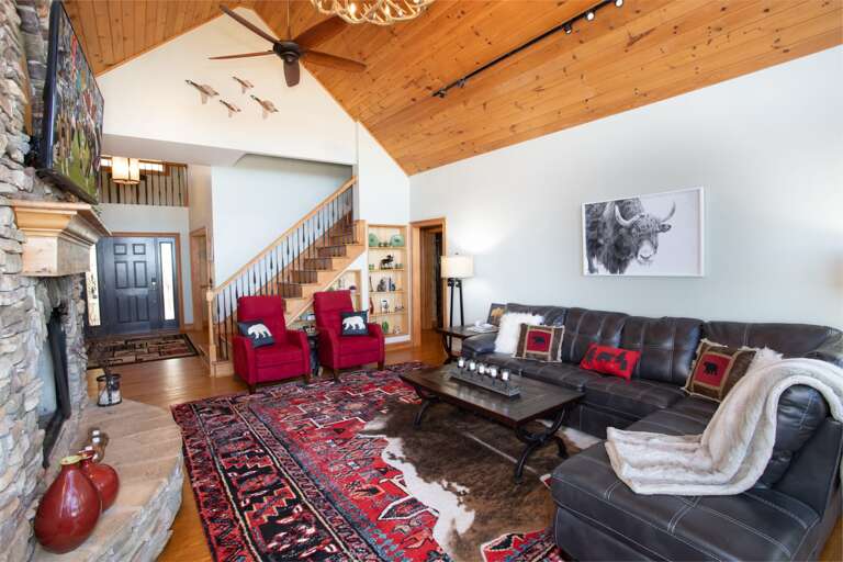 Cozy Living Room with Leather Furniture
