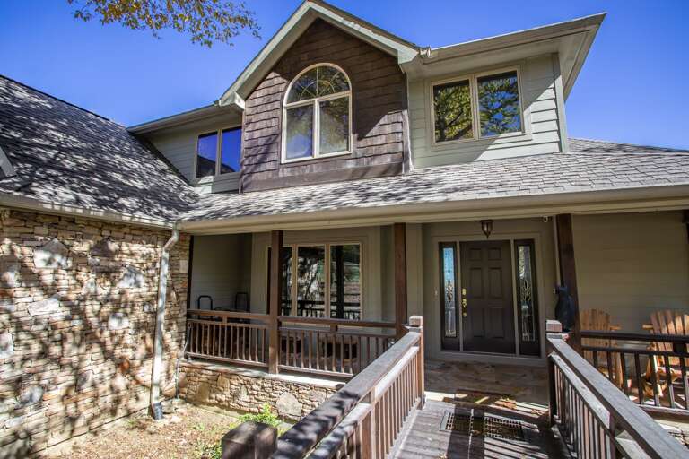 Flat Entry to Mile High Lodge