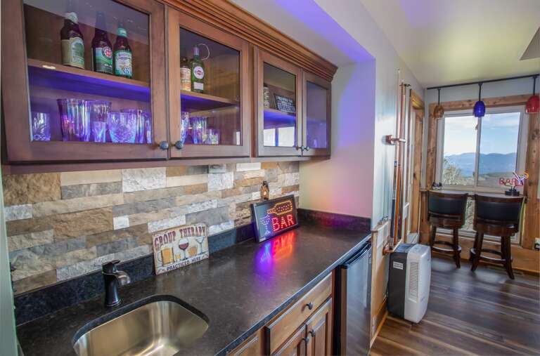 Wet Bar Downstairs