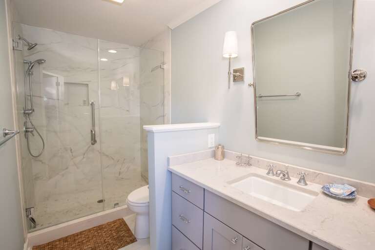 Ensuite Bathroom for King Bedroom on Second Level