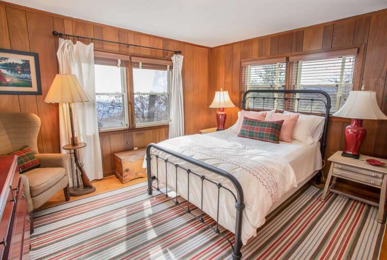 Lower Level Queen Suite