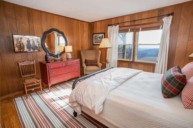 Lower Level Queen Suite with Views and HD Smart TV