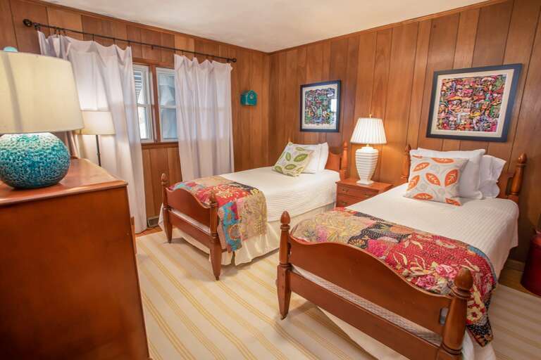 Lower Level Suite with Two Twin Beds