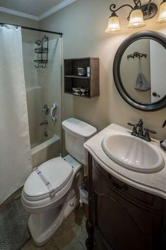 Main level queen bathroom