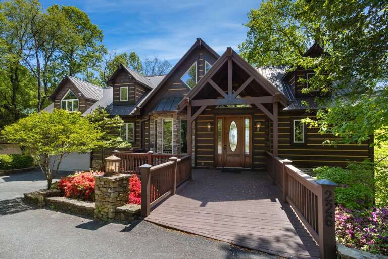 Mountain Laurel Lodge offers Easy Access for Mobility Impaired!