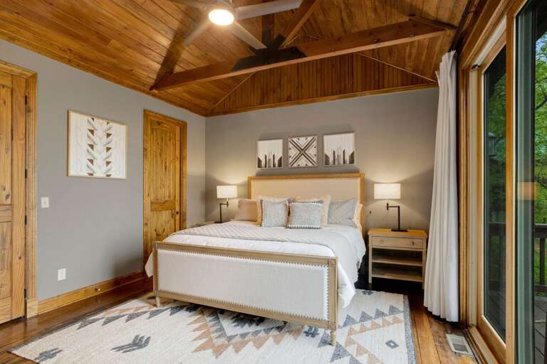 Secondary King Suite with Glass Door to Deck and Views