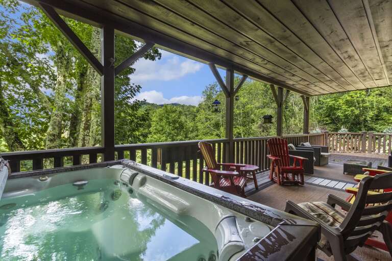 Hot Tub on Covered Porch at Howling Rock
