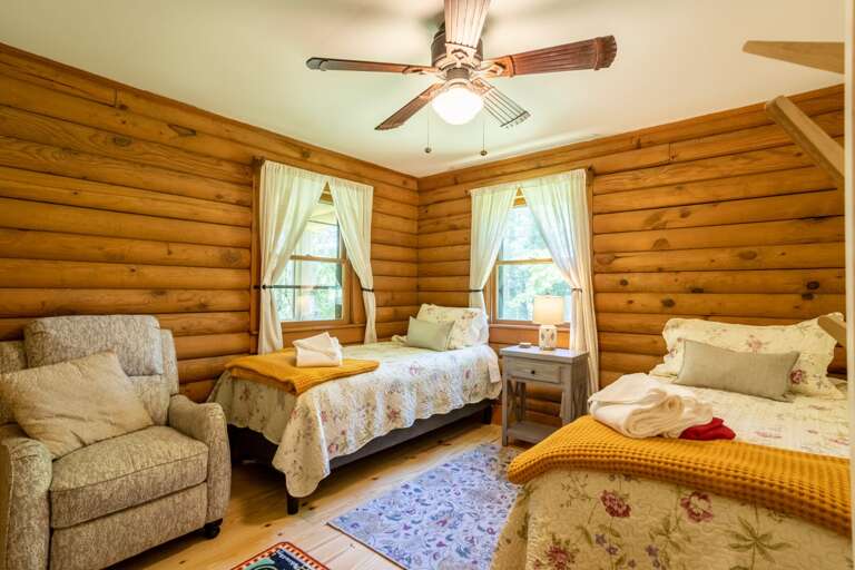 Twin Bedroom with Two Twin Beds