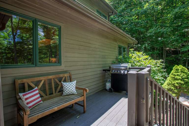 SIde Deck with Gas Grill and Bench Seating