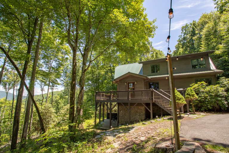 Side Exterior of Bald Mountain Lodge