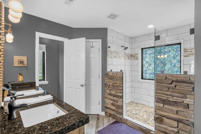 Master Ensuite Bathroom