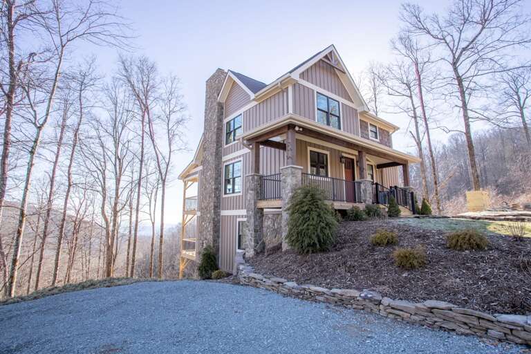 Book Your Stay at Alpine Gorge View Today!