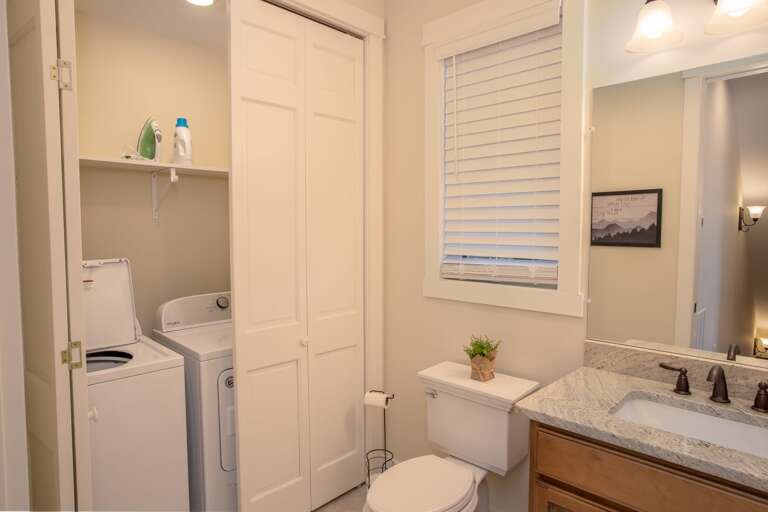 Washer/Dryer in Main Level Half Bath