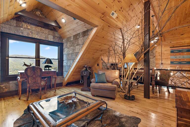 Large Upstairs Loft