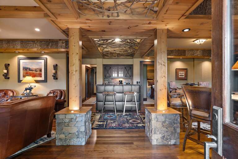 Wet Bar with Wine Cooler