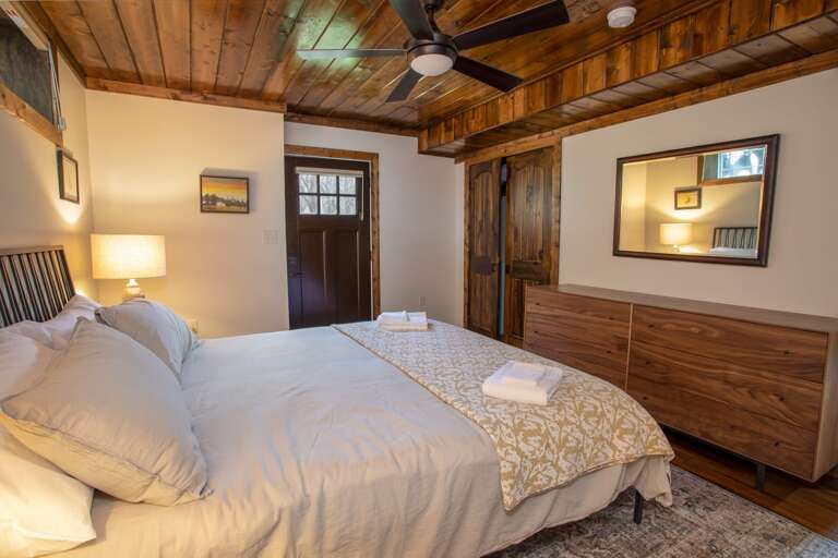 King Room 2 King Room 2