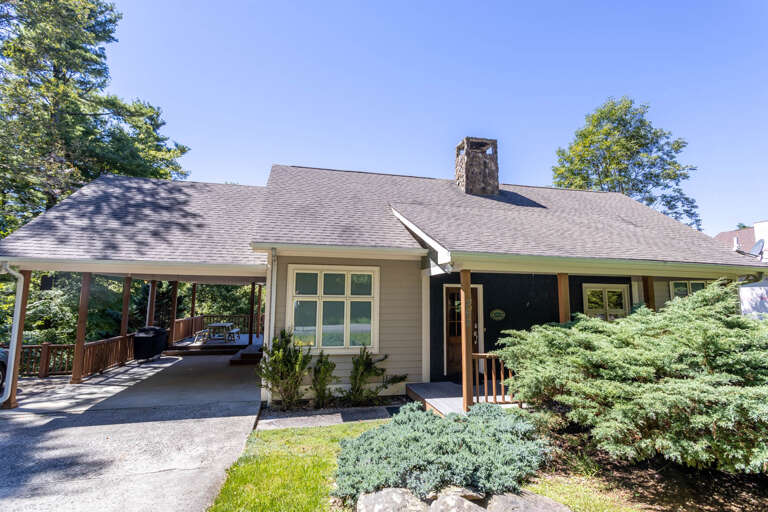 Come Make Memories at Evergreen Cottage!