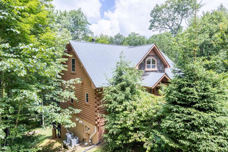 Front and side view Front and side view