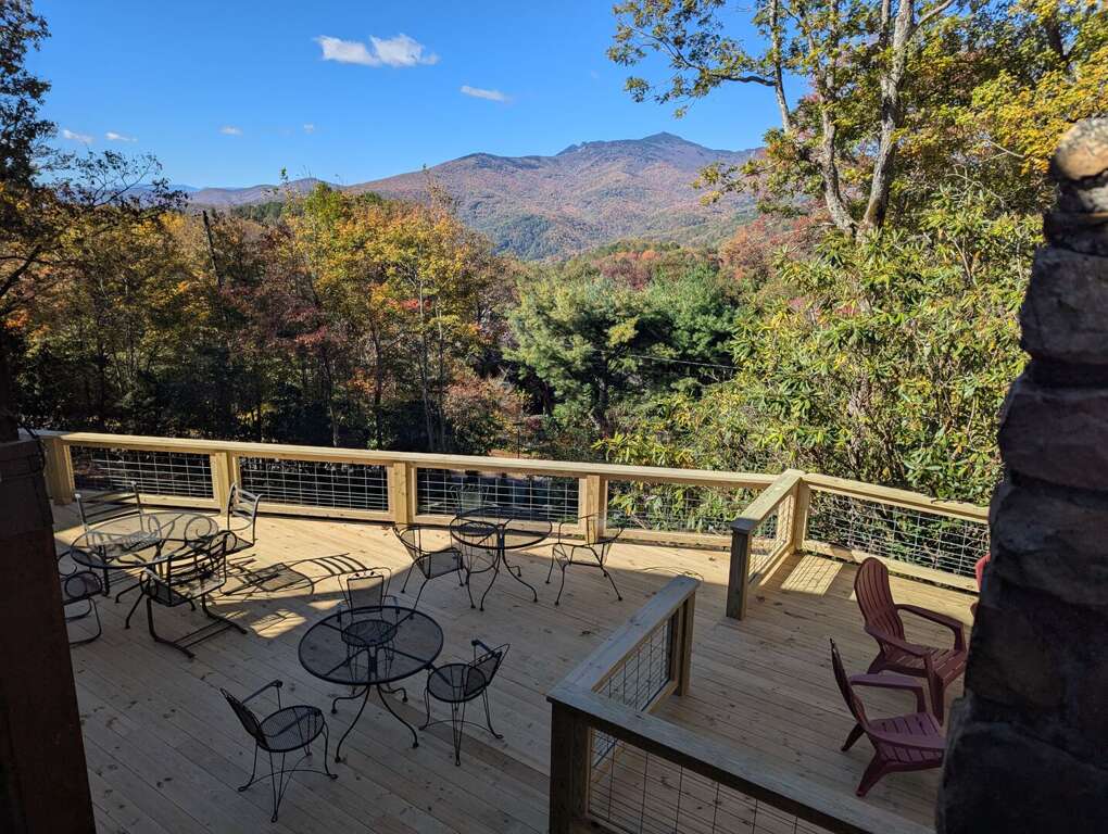 Back deck with views of Grandfather. Back deck with views of Grandfather.