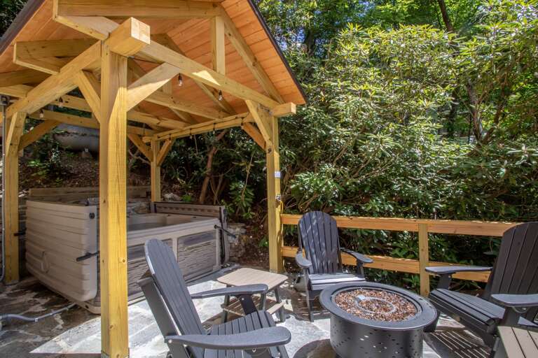 Charming Courtyard tucked into Native Rhododendrons with Fire Pit and Hot Tub! Charming Courtyard tucked into Native Rhododendrons with Fire Pit and Hot Tub!