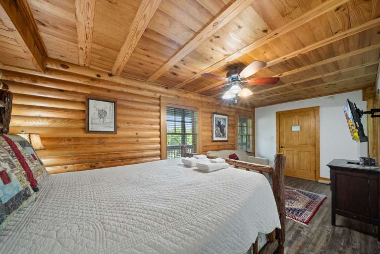 Queen Room with HDTV