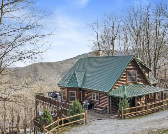 Book Your Stay At The Flippin View